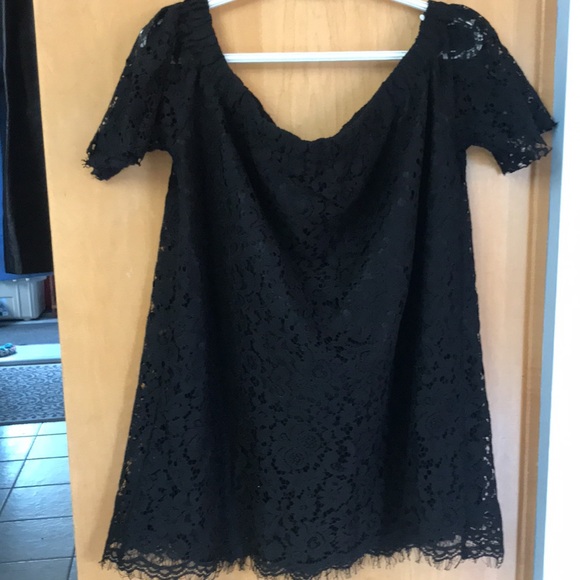 Lace lined tunic - Picture 2 of 6